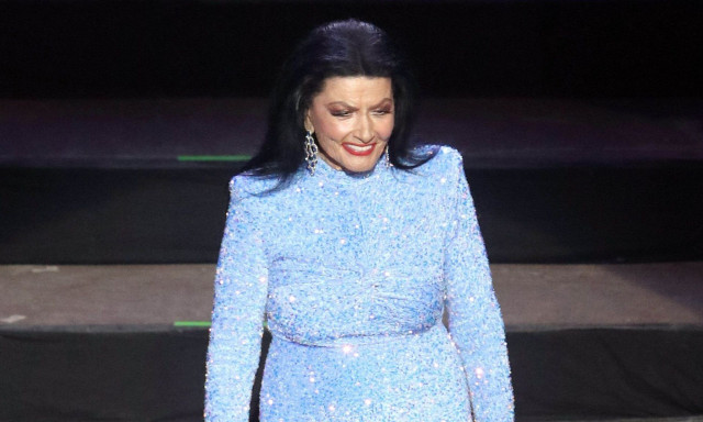 Ζωζώ Σαπουντζάκη: Κατάκοιτη η ηθοποιός - Δεν γνωρίζει τον θάνατο του συντρόφου της