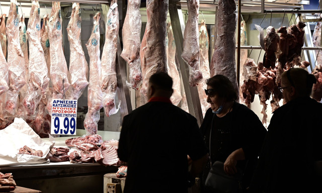 Στο 3,9% ο πληθωρισμός τον Μάρτιο – Ανατιμήσεις άνω του 20% σε κρέας και πετρέλαιο
