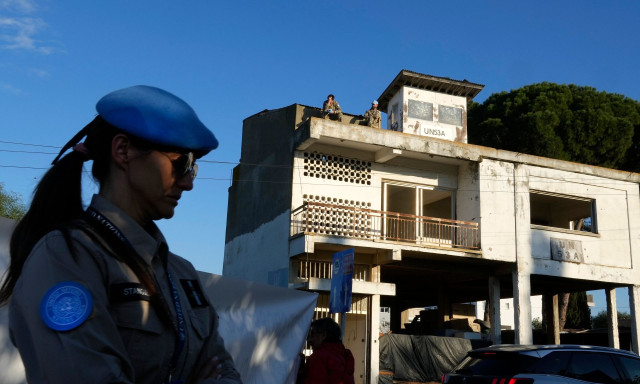 Κύπρος: Ένταση στη Νεκρή Ζώνη – Ο κατοχικός στρατός κατέβασε άρματα μάχης