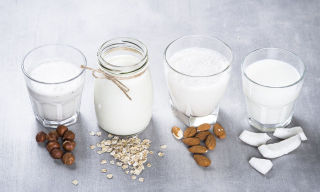 Φυτικά γάλατα: Σύγκριση διατροφικών στοιχείων - Πώς να επιλέξετε το καλύτερο για εσάς