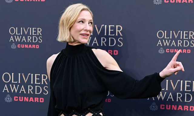 Κέιτ Μπλάνσετ: Η χειρονομία της ηθοποιού σε επίμονο φωτογράφο στα «Olivier Awards» - «Σταμάτα!»
