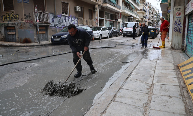 Κυψέλη: Ο μετροπόντικας της Γραμμής 4 έλυσε το μυστήριο με την εκροή σχιστόλιθου