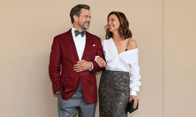 Τζόσουα Τζάκσον - Κέιτι Χολμς: Το reunion στο κόκκινο χαλί που «γύρισε» τον χρόνο πίσω