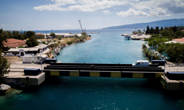 Βίντεο από το σημείο όπου βρέθηκε νεκρή η 17χρονη κοπέλα στον Ισθμό Κορίνθου