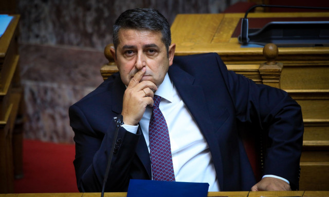 Γιώργος Μυλωνάκης: Οι γιατροί προχώρησαν στη μείωση φαρμάκων καταστολής - Κρίσιμα τα επόμενα 24ωρα