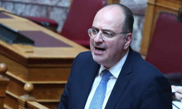 Συνεχίζει να ζητά αποπομπή Λαζαρίδη το ΠΑΣΟΚ, παρά τη συγγνώμη του υφυπουργού