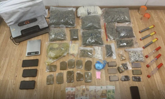 Ταχυδρομικό δέμα με 1,9 κιλά κάνναβης - Συνελήφθη ο 27χρονος παραλήπτης