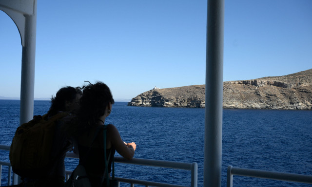 Τουρισμός για Όλους 2026: Πότε ξεκινούν οι αιτήσεις - Ποιοι δικαιούνται από 200 έως 600 ευρώ