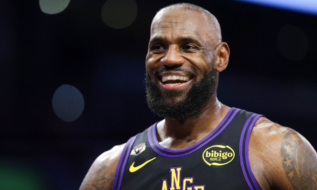 Ο ΛεΜπρόν Τζέιμς προωθεί την «Οδύσσεια» του Κρίστοφερ Νόλαν με απολαυστικό βίντεο – έκπληξη