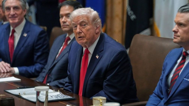 Τραμπ:«Η εξέταση αρχείων που αφορούν UFO έφεραν στο φως «ενδιαφέροντα» έγγραφα»