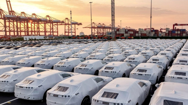 Για ποιο λόγο εκτοξεύτηκαν οι εξαγωγές της Κίνας;