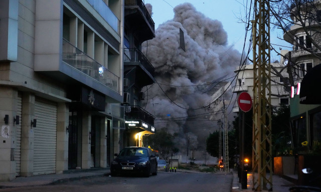 LIVE BLOG: «Παράθυρο» για συνομιλίες – «Ποιος νομίζει ότι είναι;», λέει ο Πεζεσκιάν για τον Τραμπ