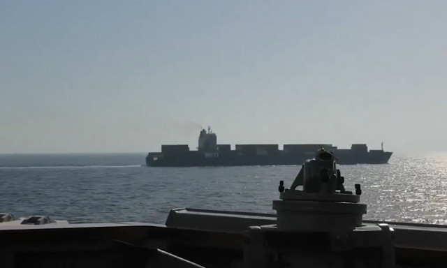 Βίντεο με την επέμβαση του αμερικανικού ναυτικού σε πλοίο στην Αραβική Θάλασσα