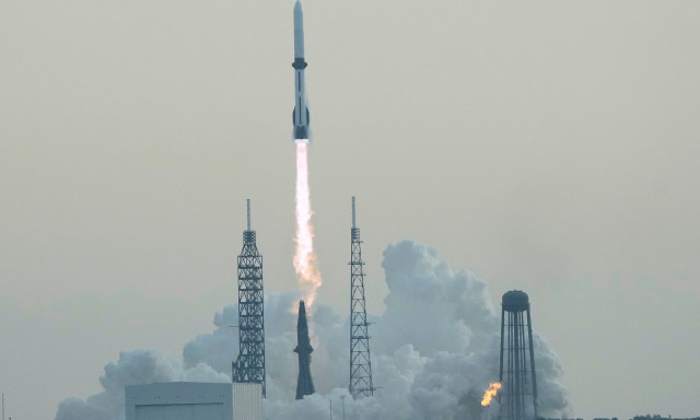 Γκάφα για την Blue Origin του Τζεφ Μπέζος - Έστειλε δορυφόρο σε λάθος τροχιά