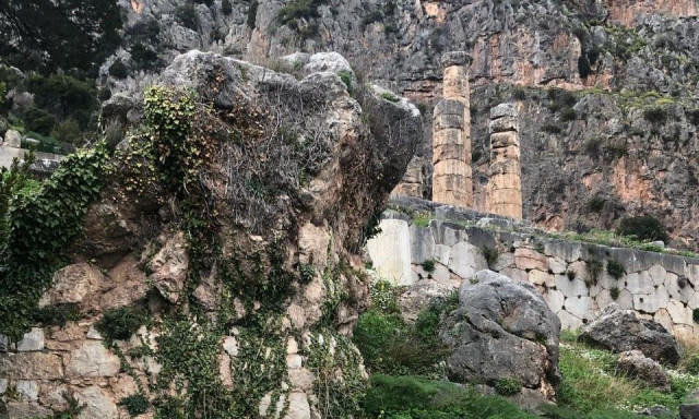 Κυριάκος και Κόστα μαζί στους Δελφούς, με τροπολογία η απελευθέρωση των γαλάζιων βουλευτών