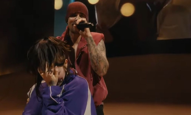 Justin Bieber:Η Billie Eilish έγινε fan girl στη σκηνή του Coachella - Η αντίδραση της Hailey Bieber