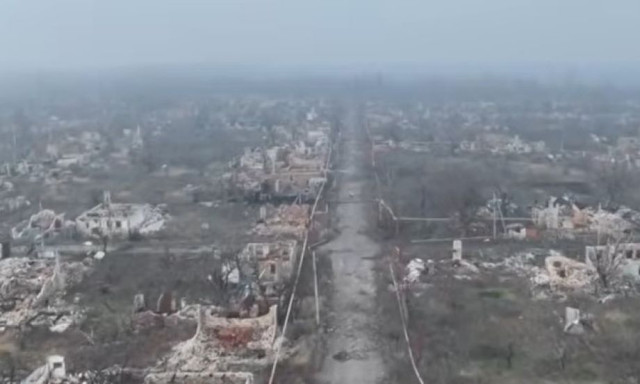 Ουκρανία: Βίντεο από drone δείχνει την ολοκληρωτική καταστροφή της πόλης Τσασόβ Γιαρ