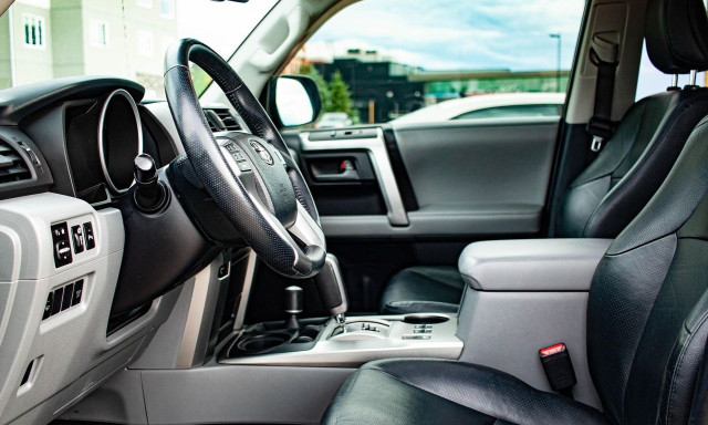 Αυτοκίνητο: SUV και… υβριδικά προτιμούν οι Έλληνες οδηγοί