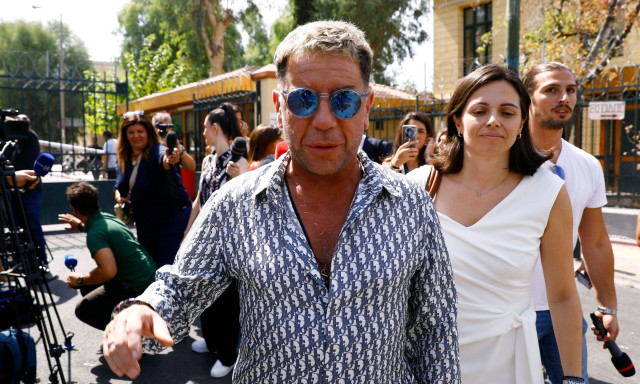 Ο Γιώργος Μαζωνάκης μπήκε στην κουζίνα και «θα χορέψει στο ταψί» - Η ανάρτηση όλο νόημα