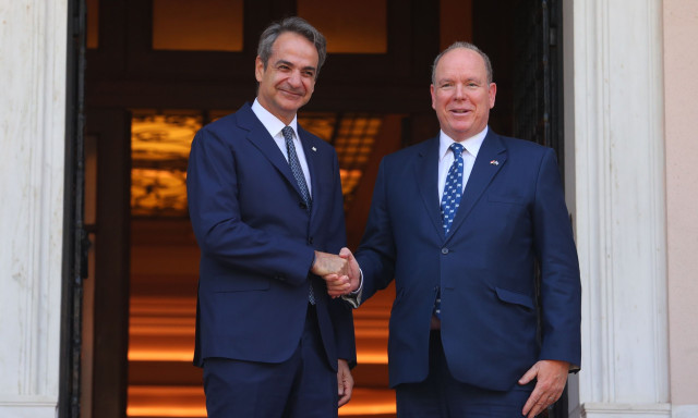 Στην Ελλάδα ο πρίγκιπας Αλβέρτος του Μονακό - Συναντήσεις με Μητσοτάκη και Τασούλα