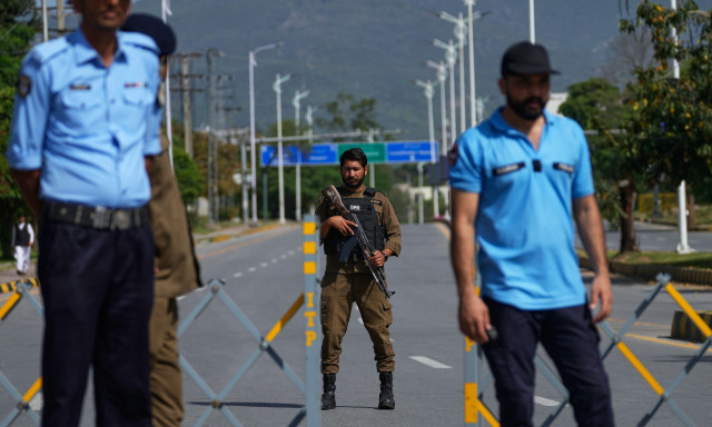 LIVE BLOG: Λεπτές ισορροπίες για τις διαπραγματεύσεις Ιράν-ΗΠΑ στο Πακιστάν