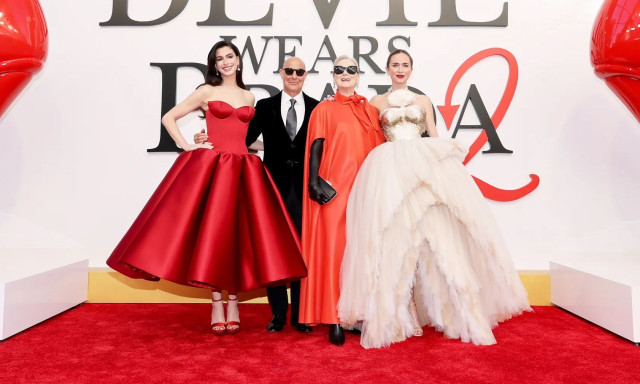 «Ο Διάβολος Φοράει Prada 2»: Εντυπωσιακή πρεμιέρα στη Νέα Υόρκη - Οι εμφανίσεις στο κόκκινο χαλί