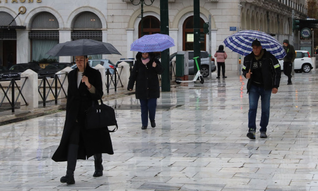 «Καμπανάκι» Κολυδά για βροχές και πτώση του υδραργύρου - Πού αναμένονται έντονα φαινόμενα