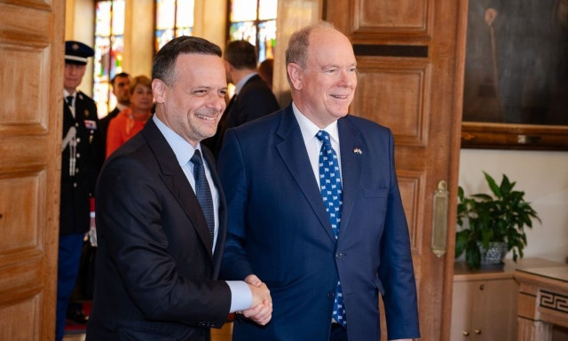 Όσα δεν έδειξαν οι κάμερες από τη συνάντηση Δούκα - Πρίγκιπα Αλβέρτου του Μονακό