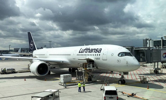 Lufthansa: «Κόβει» 20.000 πτήσεις λόγω της ραγδαίας αύξησης του κόστους των καυσίμων