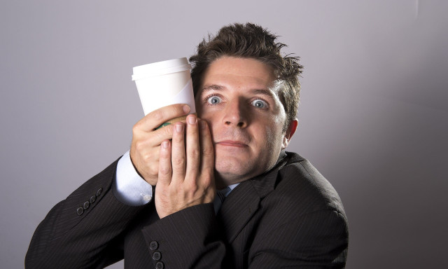 Πώς να πίνετε τον καφέ για να μην ανεβαίνει η ορμόνη του στρες