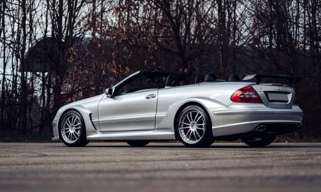 Mercedes CLK DTM Cabriolet: Η πιο ακραία εποχή της AMG επιστρέφει στο προσκήνιο