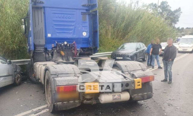 Τροχαίο στον ΒΟΑΚ: Αυτοκίνητο συγκρούστηκε με τράκτορα – Ένας σοβαρά τραυματίας