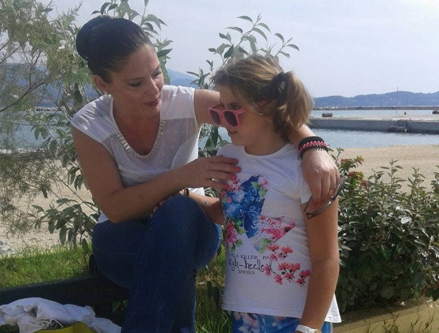 Κεφαλονιά: Μητέρα Μυρτούς στο Newsbomb.gr - «Μου την πέταξαν σαν σκυλί - Να ξεβρωμίσει η κοινωνία»