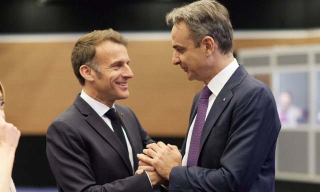 Μητσοτάκης - Μακρόν υπογράφουν συμφωνία αμοιβαίας αμυντικής συνδρομής - Η νέα ρήτρα «ένοπλης δράσης»