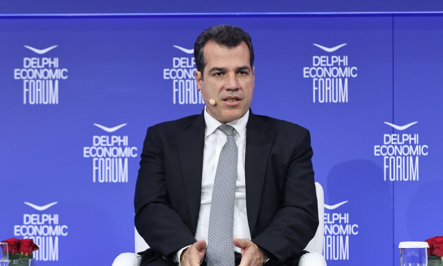 Πλεύρης: Νέο δόγμα για το μεταναστευτικό - Αποτροπή στα σύνορα, κέντρα επιστροφών εκτός ΕΕ