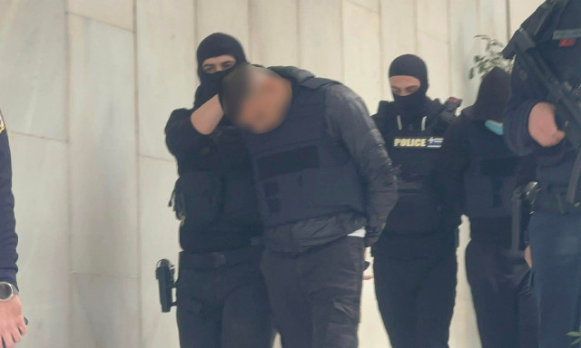 Άγιος Δημήτριος: «Δεν γνώριζε τίποτα» λέει ο δικηγόρος της 20χρονης