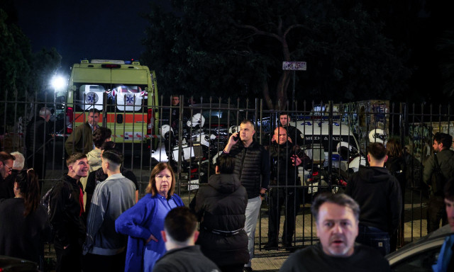 Άγιος Δημήτριος: Βρέθηκε το μαχαίρι της δολοφονίας - Το είχε κρυμμένο στην ταράτσα του ο 20χρονος