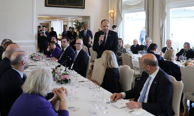 Επίσημο γεύμα προς τιμήν της γαλλικής αντιπροσωπείας από το Υπουργείο Εξωτερικών