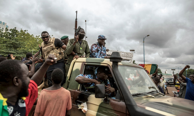 Μάλι: Συντονισμένες επιθέσεις τζιχαντιστικών οργανώσεων σε όλη τη χώρα