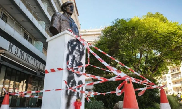 Θεσσαλονίκη: Βανδάλισαν την προτομή του Λυγγερίδη, του αστυνομικού που δολοφονήθηκε στου Ρέντη