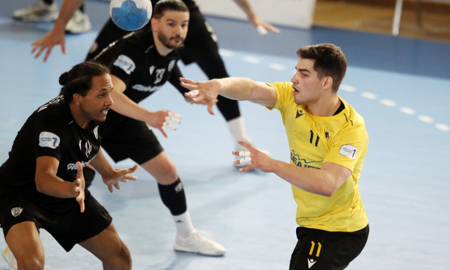 ΑΕΚ – ΠΑΟΚ: Ντέρμπι «Δικεφάλων» για μια θέση στον τελικό της Handball Premier