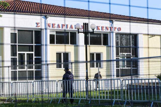 Δίκη Τέμπη: Παράσταση προς υποστήριξη κατηγορίας δηλώνει το Δημόσιο για σταθμάρχη και στελέχη ΟΣΕ