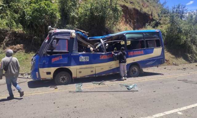 Κολομβία: Στους 20 οι νεκροί από τη βομβιστική επίθεση σε αυτοκινητόδρομο – Δεκάδες τραυματίες