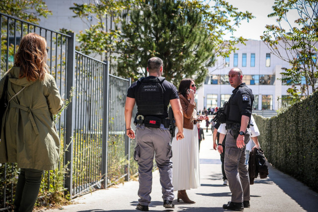 Πυροβολισμοί σε ΕΦΚΑ - Πρωτοδικείο: Κατάθεση στην ΕΛ.ΑΣ. δίνει ο οδηγός ταξί