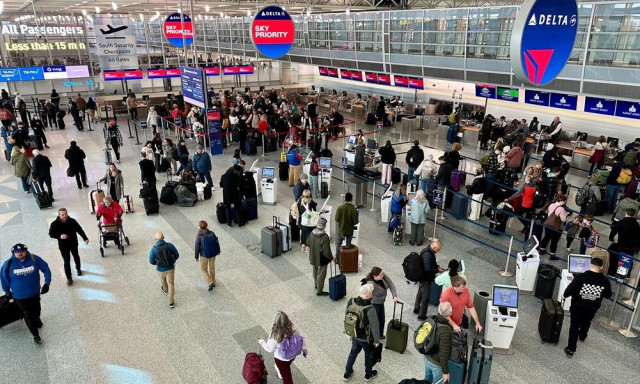 Το καλοκαίρι του χάους: Ο πόλεμος στο Ιράν αλλάζει τις διακοπές μας