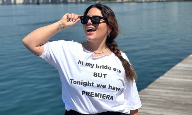 Δανάη Μπάρκα: Με μία φωτογραφία αποκάλυψε ότι παντρεύεται