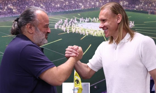 Επίσημο! Ο Ντομαγκόι Βίντα και τη νέα σεζόν στην ΑΕΚ