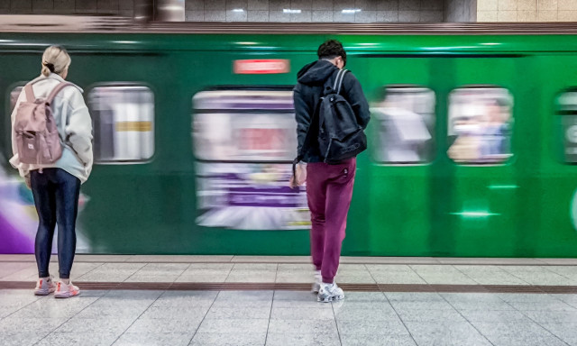 Απεργία Πρωτομαγιάς: Χωρίς μετρό και τραμ, με στάσεις εργασίας λεωφορεία και τρόλεϊ