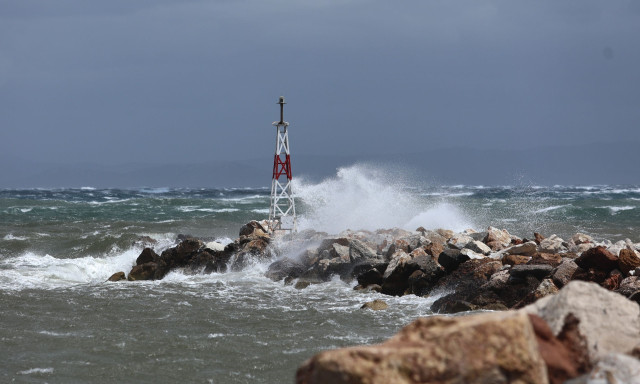 Με πτώση της θερμοκρασίας ξεκινάει η επέλαση της κακοκαιρίας – Οι περιοχές που θα επηρεαστούν