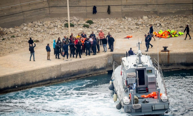 Κρήτη: Αποβιβάστηκαν στο λιμάνι τα 175 ατόμα του «Στόλου της Ελευθερίας»